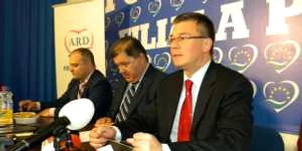 Mihai Răzvan Ungureanu a fost miercuri seară la Ploiești