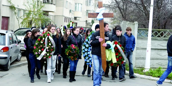 Cortegiul funerar a străbătut ieri străzile oraşului Năvodari