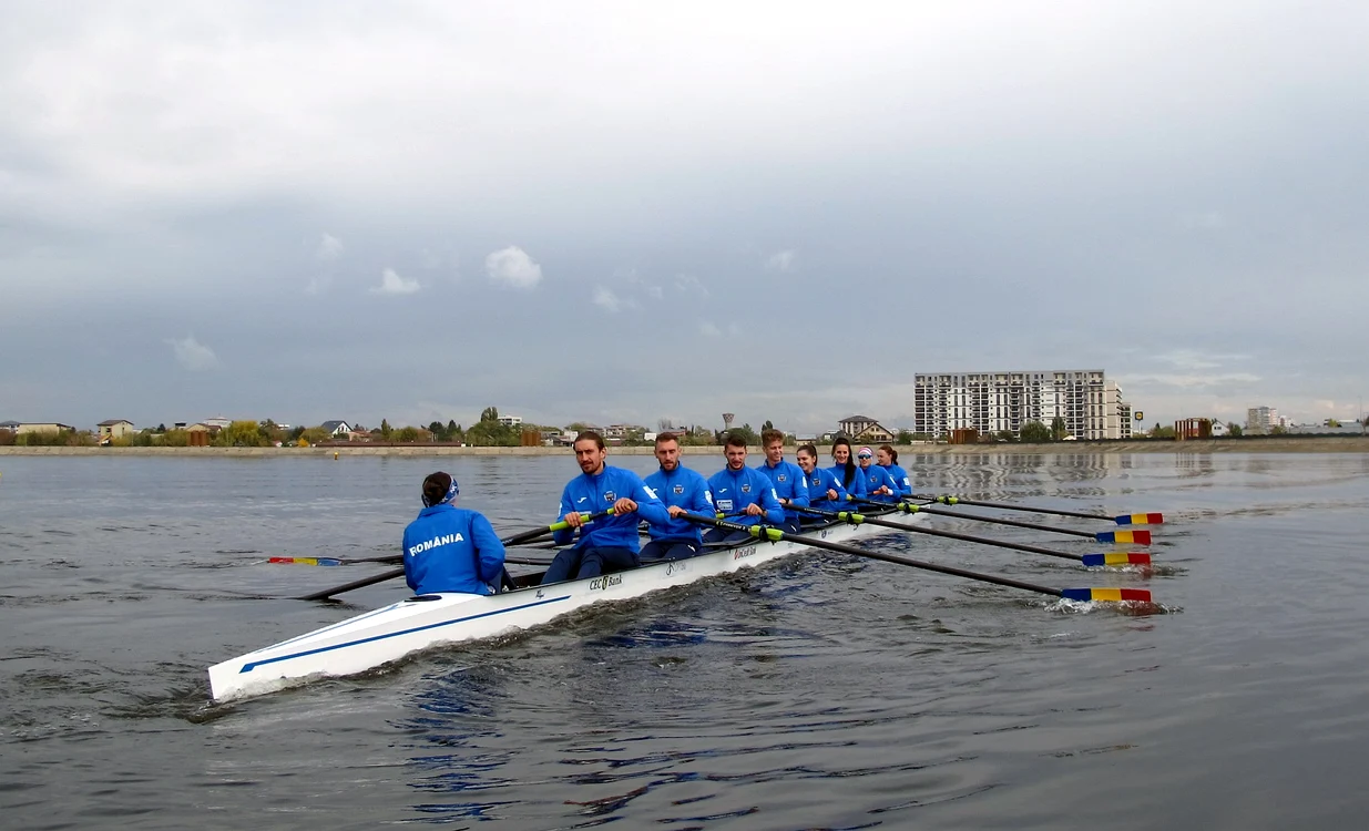 Canotorii au fost încântați că pot vâsli și pe Lacul Morii