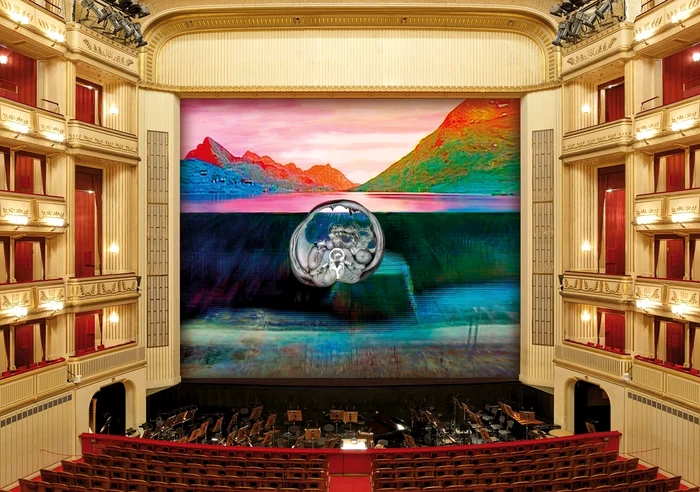 Cortina de fier 2024/2025 a Operei de Stat din Viena. Copyright: museum in progress