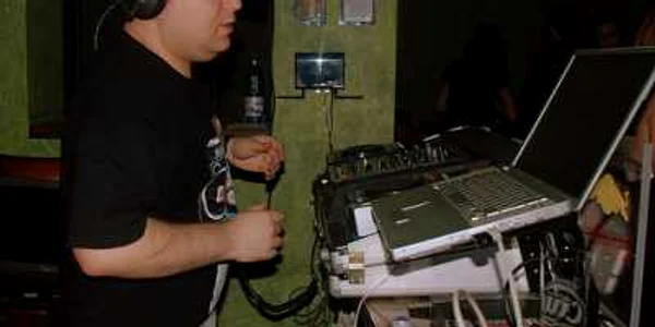 D-Laid promite un show de neuitat la Slobozia