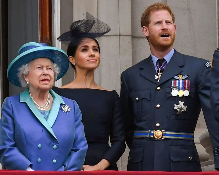 Regina Elisabeta, Meghan şi Harry