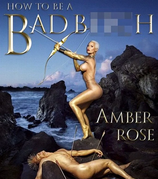 Amber Rose a pozat goală pentru coperta cărții ei