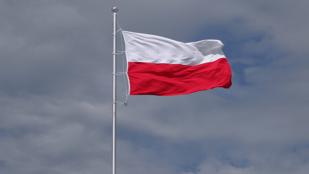 Polonia vrea să îi primească din nou pe tinerii turişti israelieni, dar fără gărzi de corp înarmate