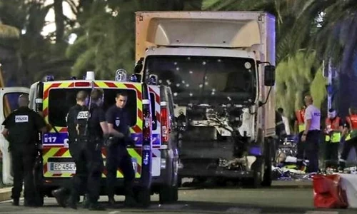 Dezbatere Historia: Franţa însângerată de ziua naţională  Cum au fost românii şi francezii alături în istorie jpeg