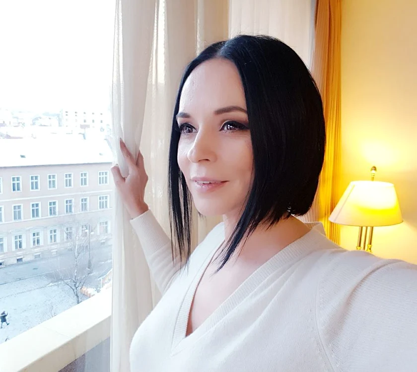 3 andreea marin 3 2 jpg jpeg