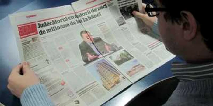Articolul din "Adevărul" care a trezit nemulţumirea reprezentanţilor băncilor. FOTO "Adevărul"