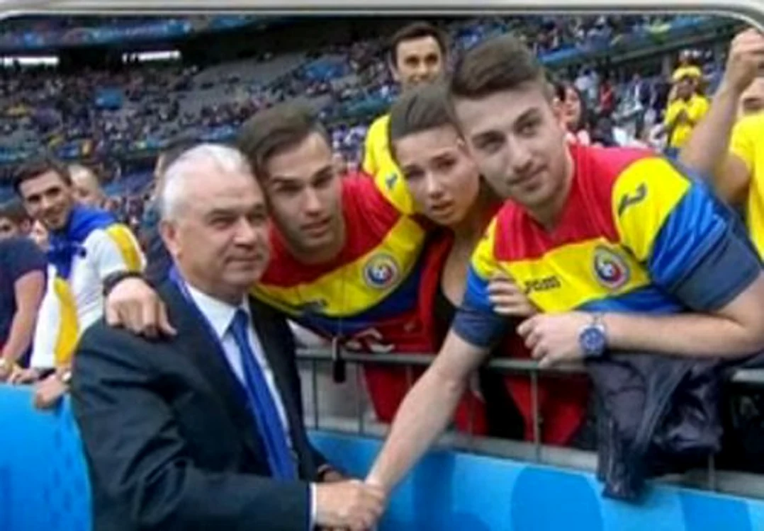 Anghel Iordănescu s-a îmbrățișat cu copiii săi