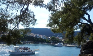 Macedonenii pleacă în sud, pentru a lucra la negru în turism jpeg