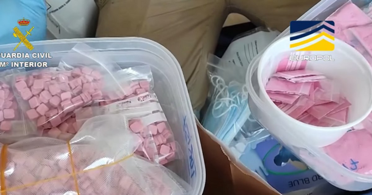 Ce este cocaina roz noul drog cu prețuri exorbitante a fost descoperit de polițiști pe litoral