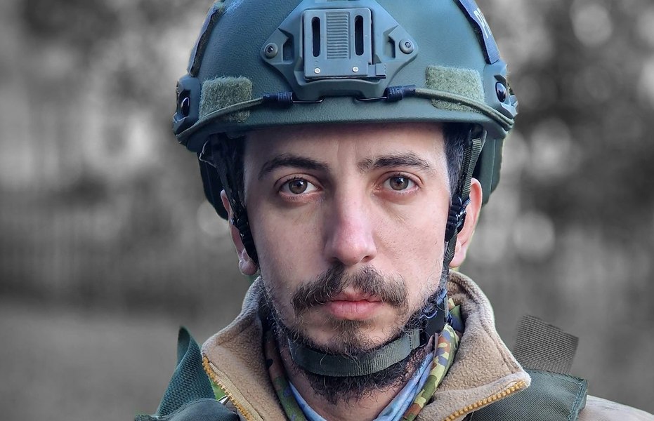 Activistul Radu Hossu, amenințat de un susținător al lui Georgescu. „Le găsești capetele agățate în gardul casei”