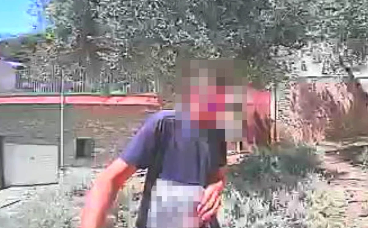 Soneria video a capturat o imagine a suspectului FOTO: captura camera supraveghere