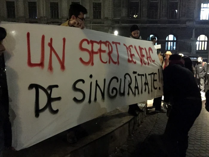 proteste a treia zi colectiv piata universitatii foto iulia rosu 