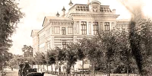 palatul justitiei chisinau