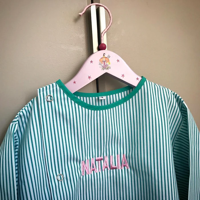 Aşa arată uniforma Nataliei, fetiţa Ancăi Lungu