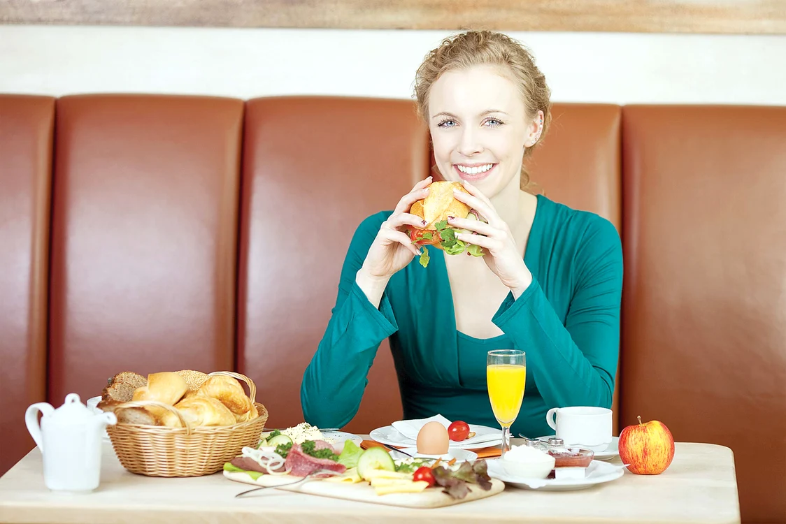 
    După ce ai ajuns la greutatea dorită, nu renunţa brusc la dietăFoto: Shutterstock  