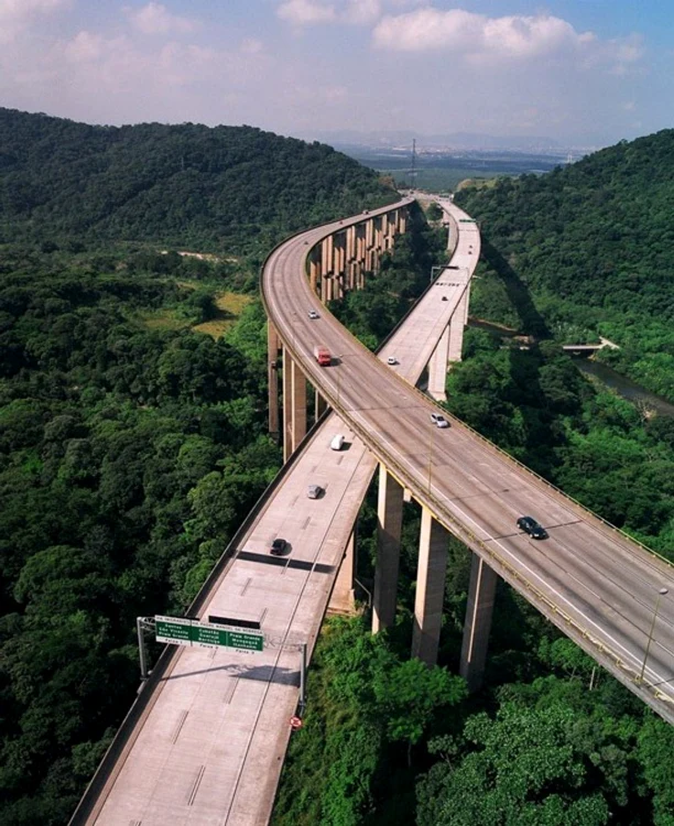 
    Așa arată autostrada, conform proiectului  