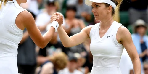 Simona Halep contra Victoriei Azarenka la Wimbledon 2019 FOTO EPA-EFE