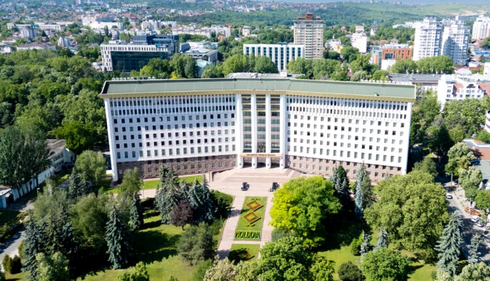 Conform CEC, trei partide și două blocuri vor forma noul Parlament. FOTO: Multimedia.parlament.md