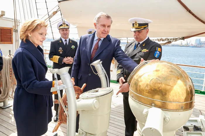 Majestatea Sa Margareta, Custodele Coroanei, și Alteța Sa Regală Principele Radu au urcat la bordul Navei Școală „Mircea”, Foto Daniel Angelescu, Casa Majestății Sale 8 jpg
