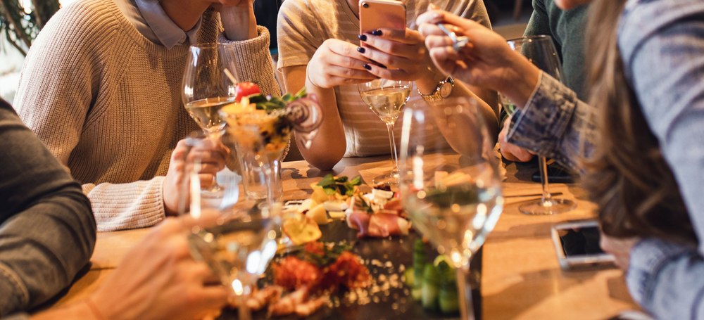 Ce replică a primit o influenceriță care se aștepta la un festin gratuit la restaurant, doar pentru că e „celebră”