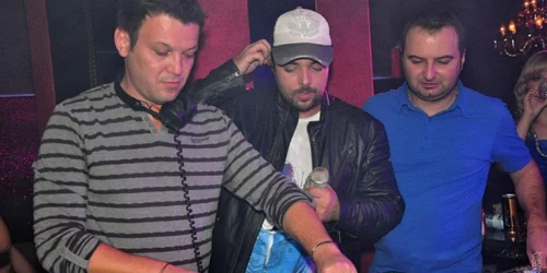 Dan Deneş este DJ-ul trupei Fly Project