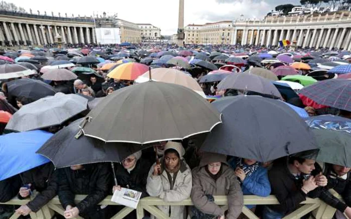 credinciosi vatican foto reuters