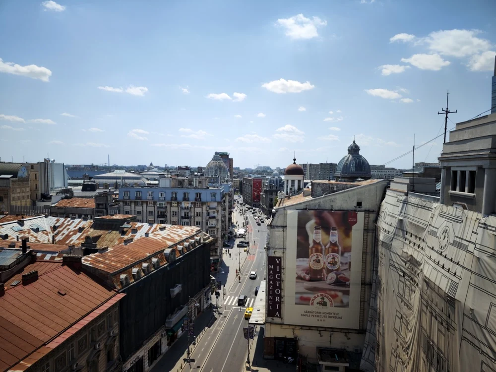 Xiaomi 12S Ultra camera wide Calea Victoriei