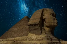 Sfinxul și Marea Piramidă din Giza (© Pixabay)