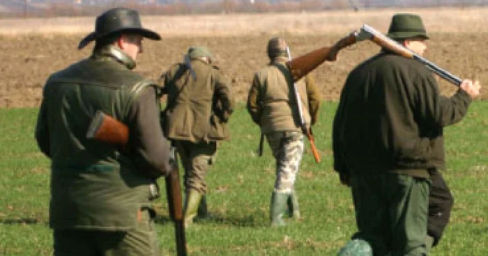 Concurenţă pentru fondurile de vânătoare