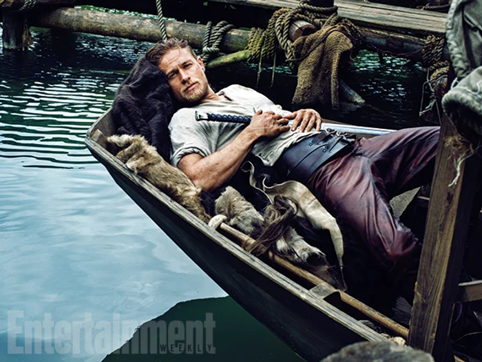 king arthur charlie hunnam 1374 03 jpeg