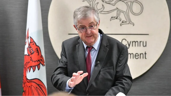 Mark Drakeford demisionează din funcția de prim ministru FOTO: facebook