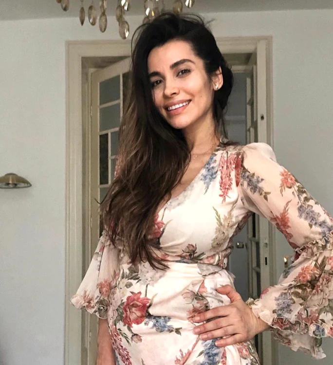 Lili Sandu este însărcinată pentru prima dată