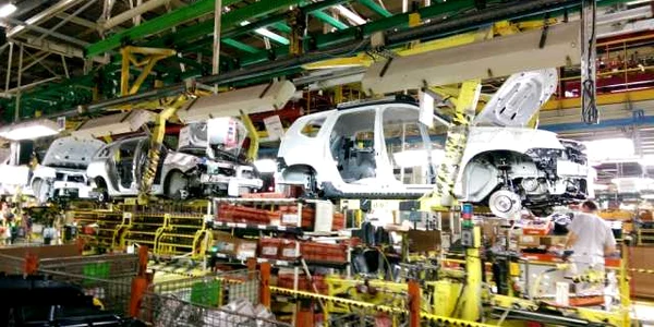 15 ani de activitate Renault în România. Vizită la Mioveni