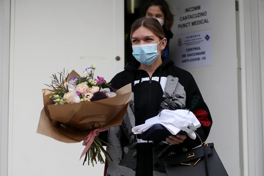 Simona Halep și Toni Iuruc, la botezul nepotului eifoto: arhiva personală/Instagram
