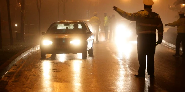 Şoferul a fost prins în timpul unui control Foto: arhivă Adevărul