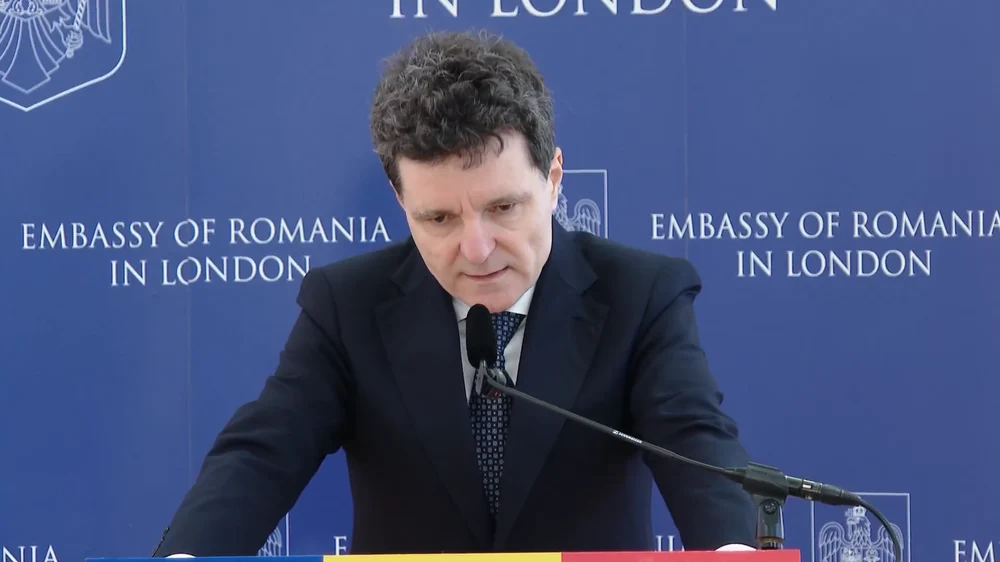 Nicușor Dan, declarații la Londra despre situația din justiție: „Trebuie să separăm faptele de opinii”. Ce spune despre demiteri, salariul minim și bugetul pe 2026