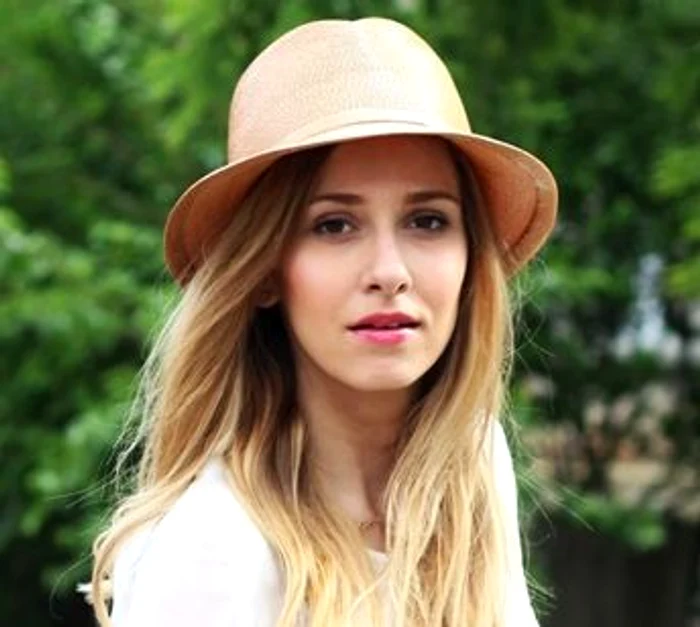 
    Dana Rogoz şi-a pierdut tatăl acum doua săptămâni  