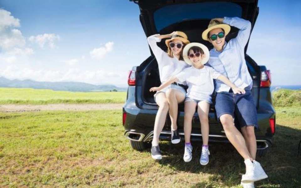 De câte zile libere se vor bucura angajații la stat față de cei de la privat în următoarea minivacanță