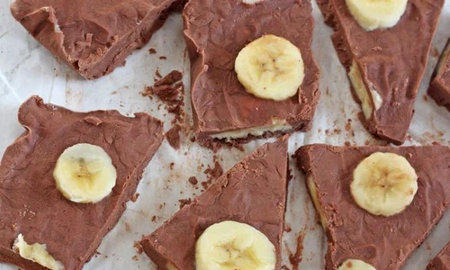 desert cu iaurt, banane si cacao jpeg