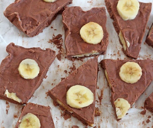 desert cu iaurt, banane si cacao jpeg