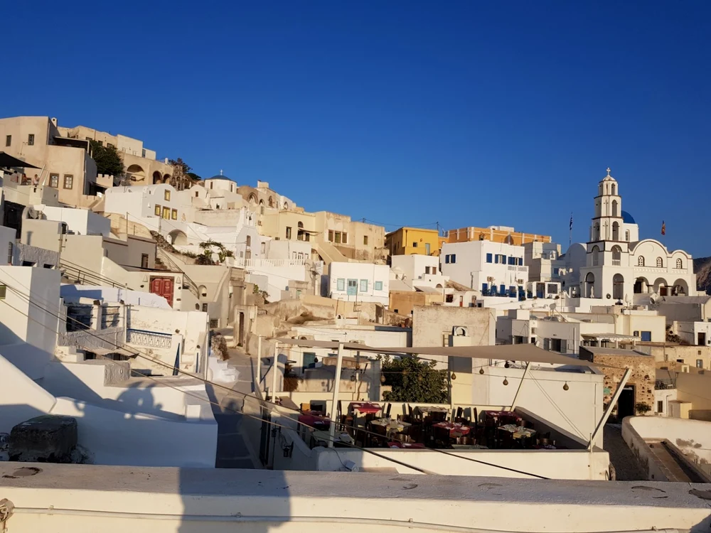 Staţiunea Pyrgos de pe Insula Santorini - Grecia Foto Daciana Stoica