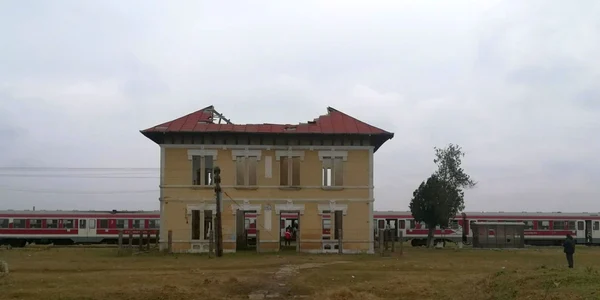 Aşa arată halta Frumuşiţa acum FOTO Costel Crângan