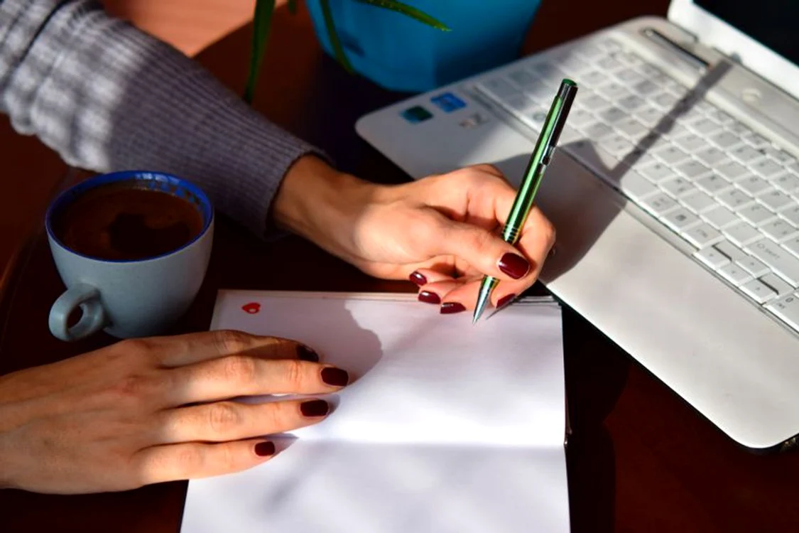 
    Ambidexteritatea este mai complicată decât se credea @shutterstockclickpentrufemei.ro  