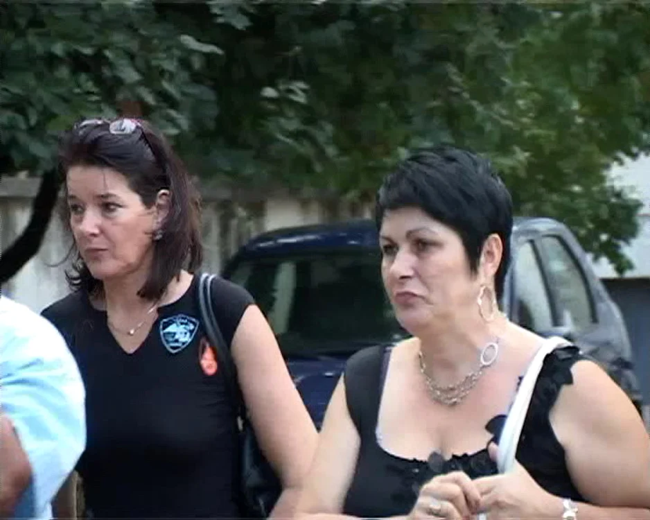  Medicul oftalmolog (foto stânga) a profesat în continuare