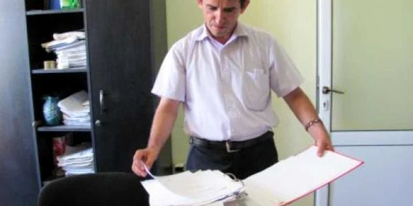 Ion Ghinescu, primarul comunei Şimian