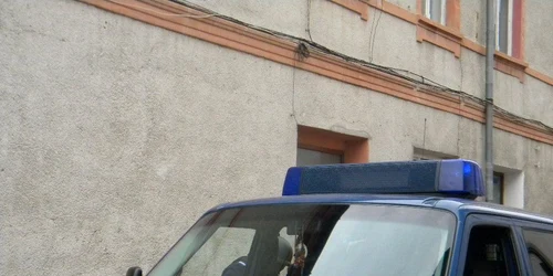 Zeci de amenzi date de jandarmi au fost transformate în ore de munca