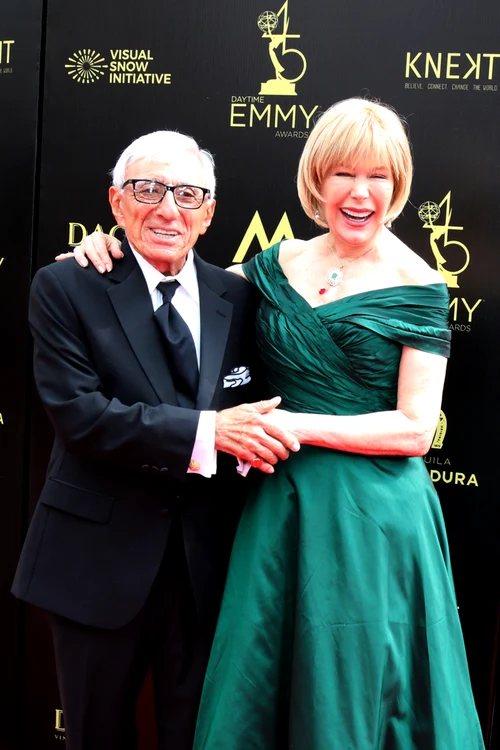 Loretta Swit şi Jamie Farr au cucerit telespectatorii de la primele episoade ale serialului