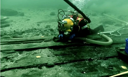 Cea mai mare navă medievală de transport marfă, descoperită de arheologi (© Viking Ship Museum)