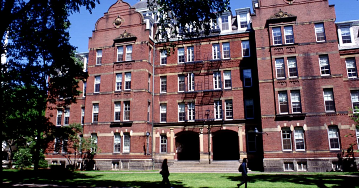 Fostul preşedinte al Universităţii Harvard se retrage din funcţia publică FOTO: Arhivă